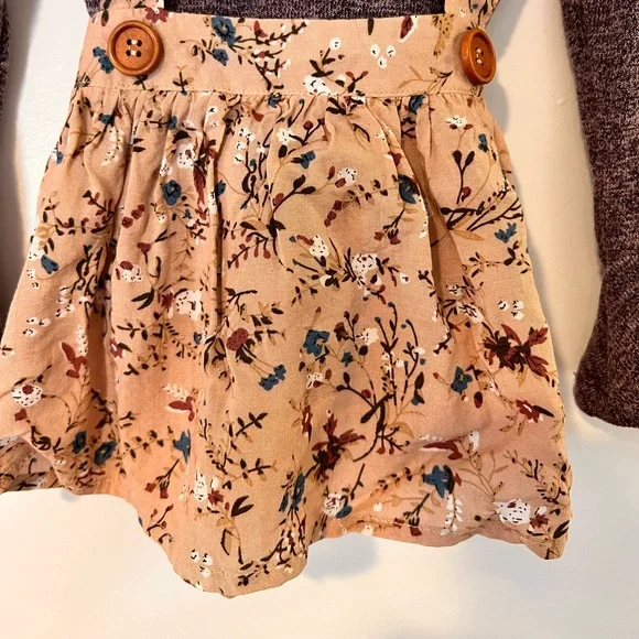 Super cute baby suspender outfit - Picture 2 of 5